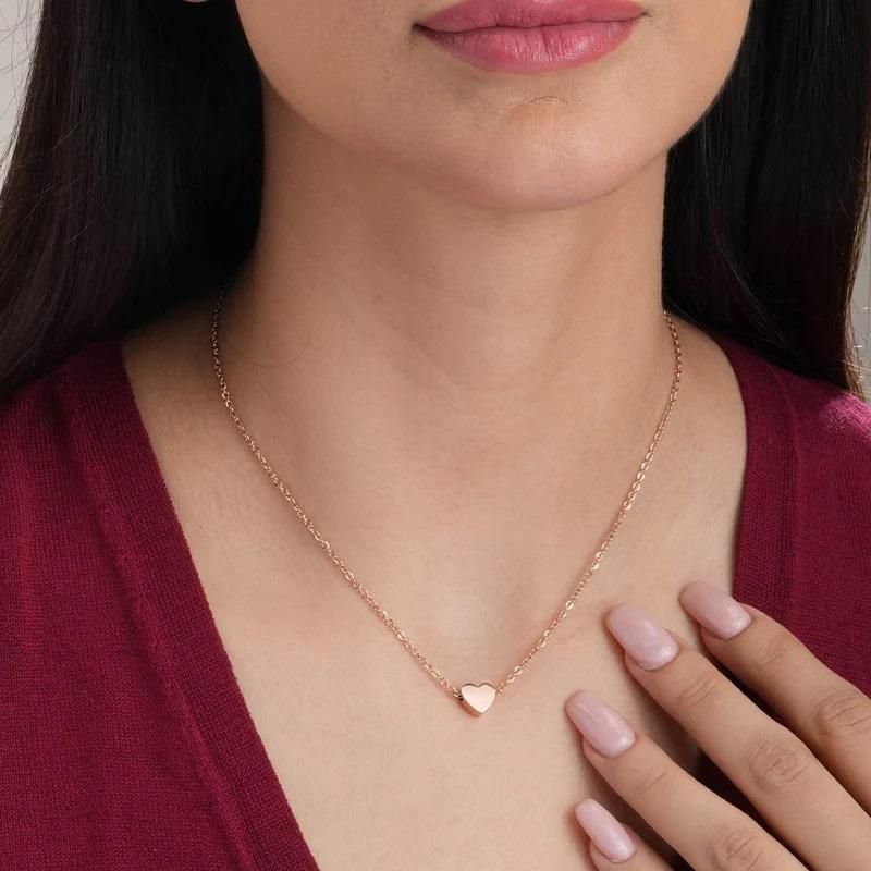 Delicate Tiny Heart Necklace – A Touch of Subtle Elegance