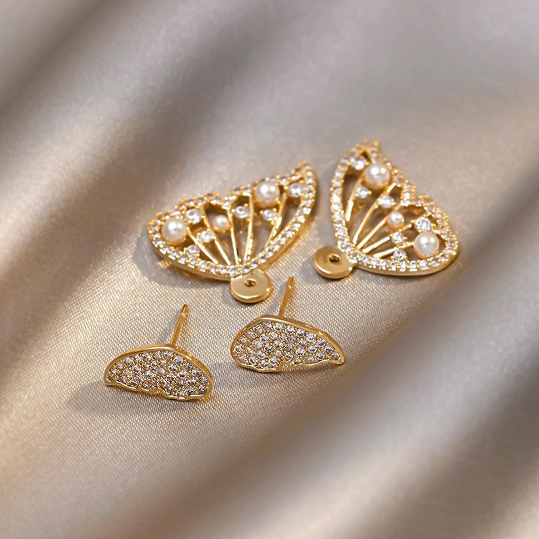 Korean Pearl & Cubic Zirconia Stud Earrings – Chic Sparkle for Modern Women