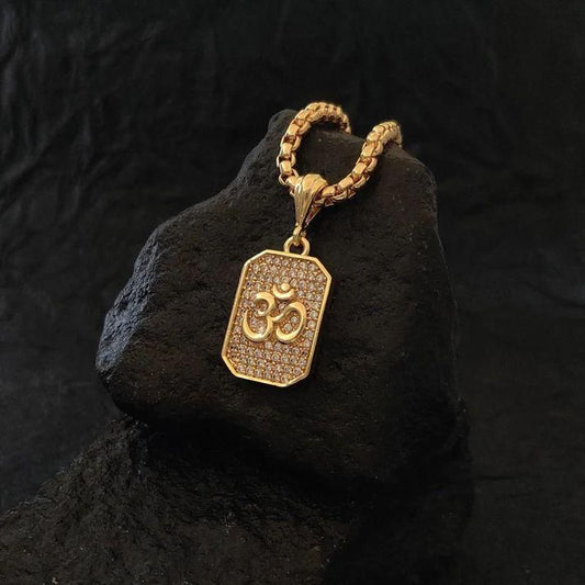Divine Radiance – Gold Plated Om Diamond Pendant with Chain